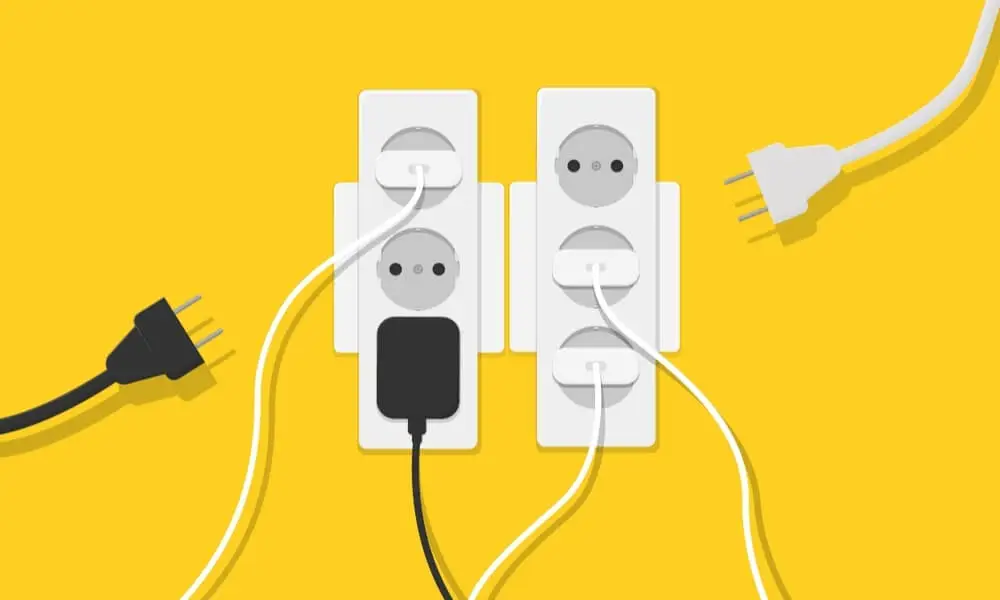https://www.hseblog.com/wp-content/uploads/2023/07/Extension-Cord-Safety-20-Tips-For-Safe-Extension-Cords-Use.webp